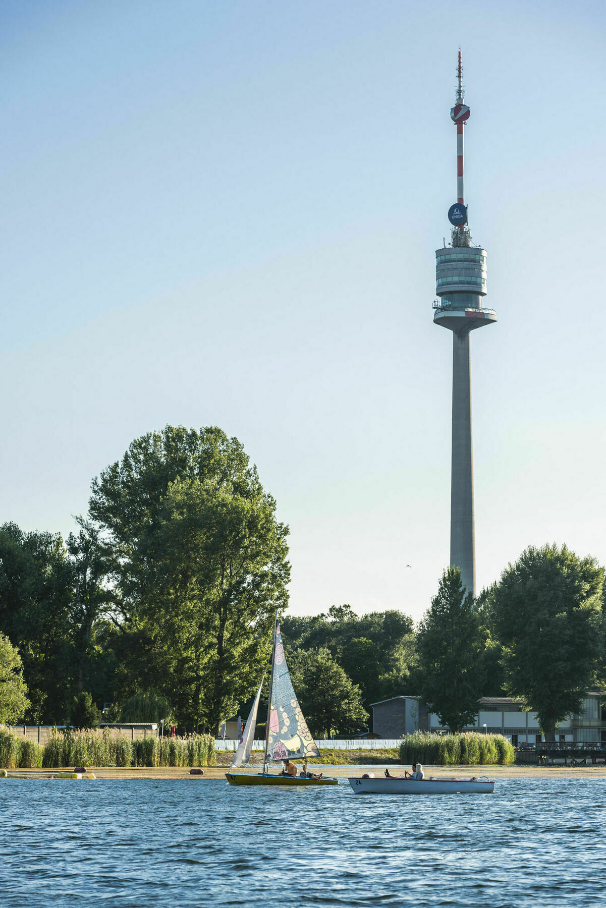 Ajo Vienna Beach - Contactless Check-In Apartment *