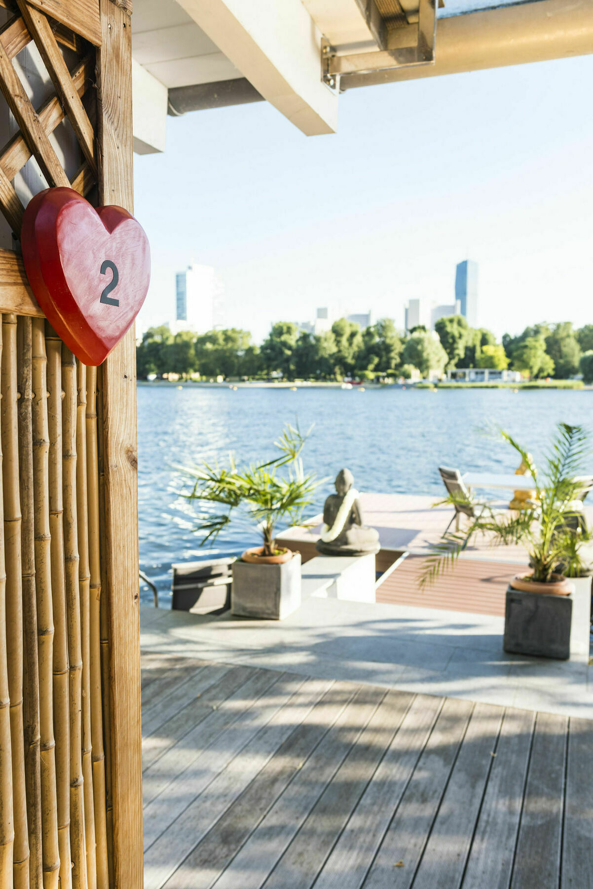 Ajo Vienna Beach - Contactless Check-In * Vienna