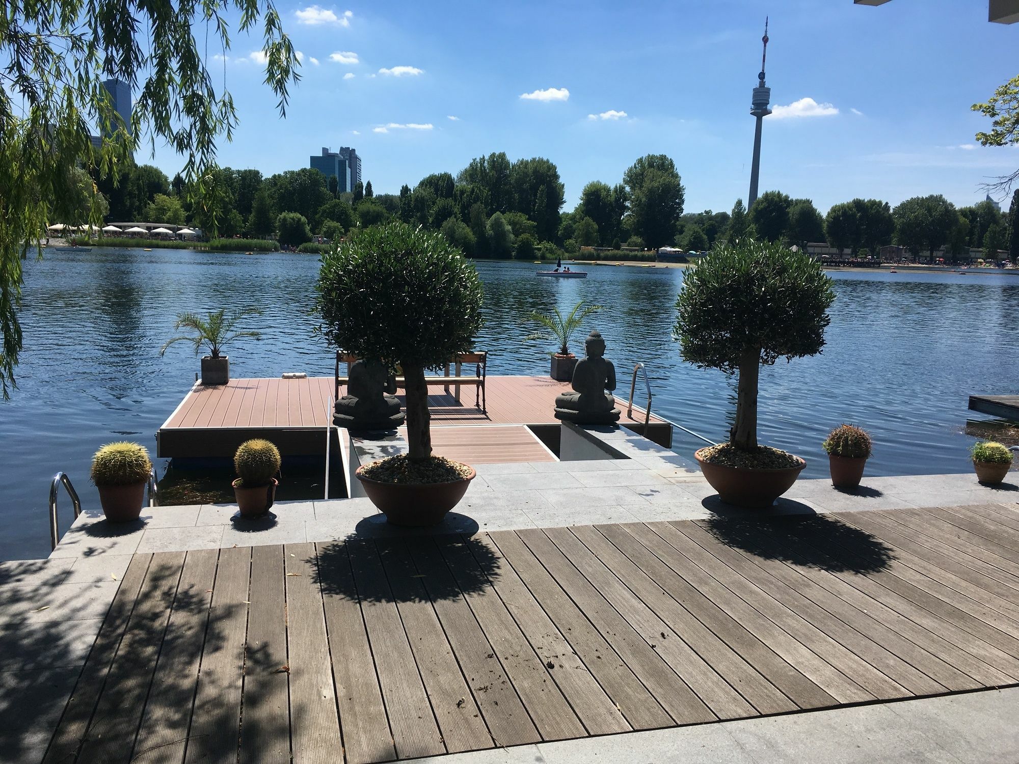 Ajo Vienna Beach - Contactless Check-In Vienna