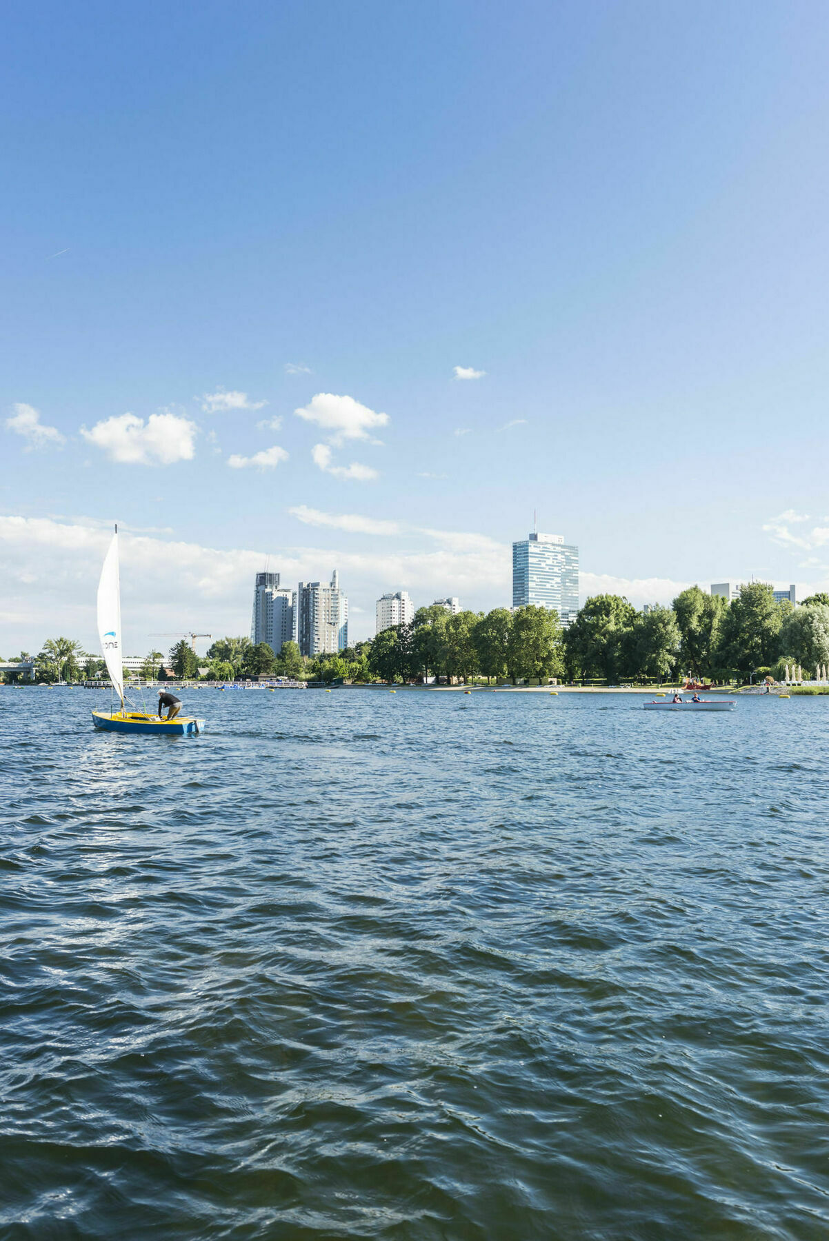 Ajo Vienna Beach - Contactless Check-In Apartment